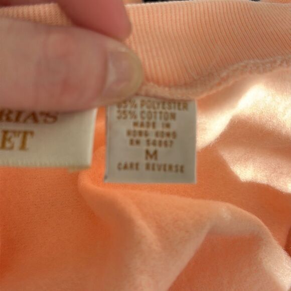 NWOT VINTAGE VICTORIAS SECRET BUTTON UP CARIDGAN - Picture 6 of 8